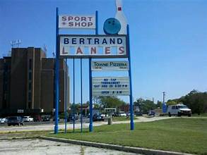 Bertrand Bowling Lanes - Waukegan